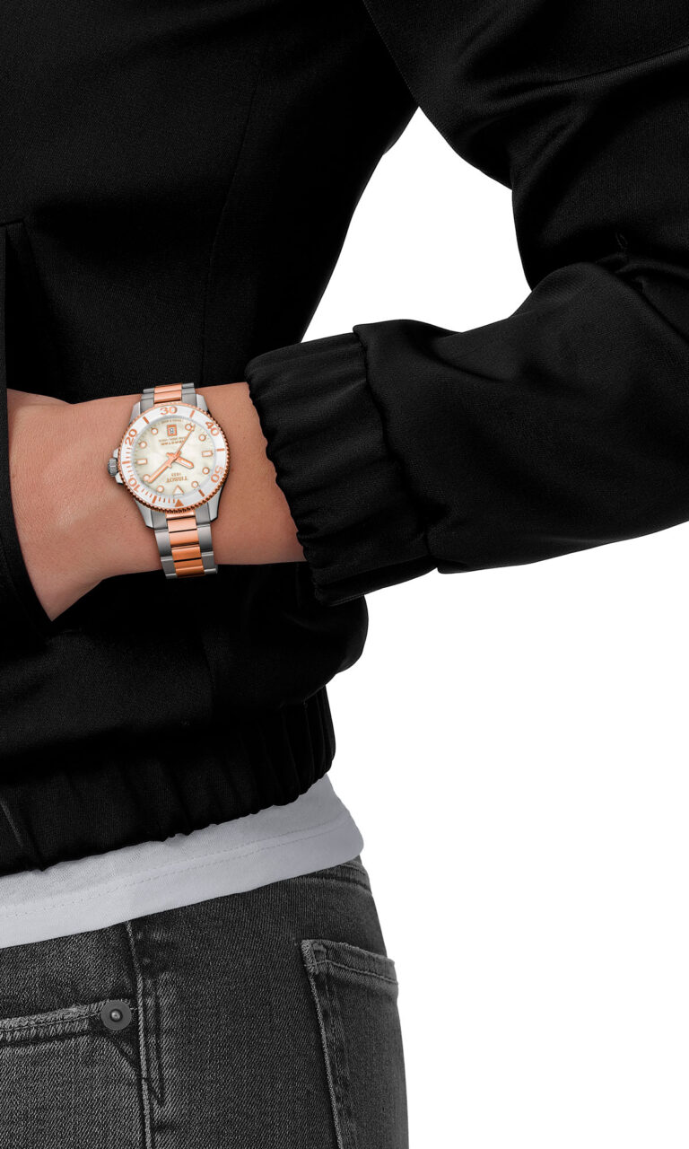 Tissot Seastar 1000 T1202102211100